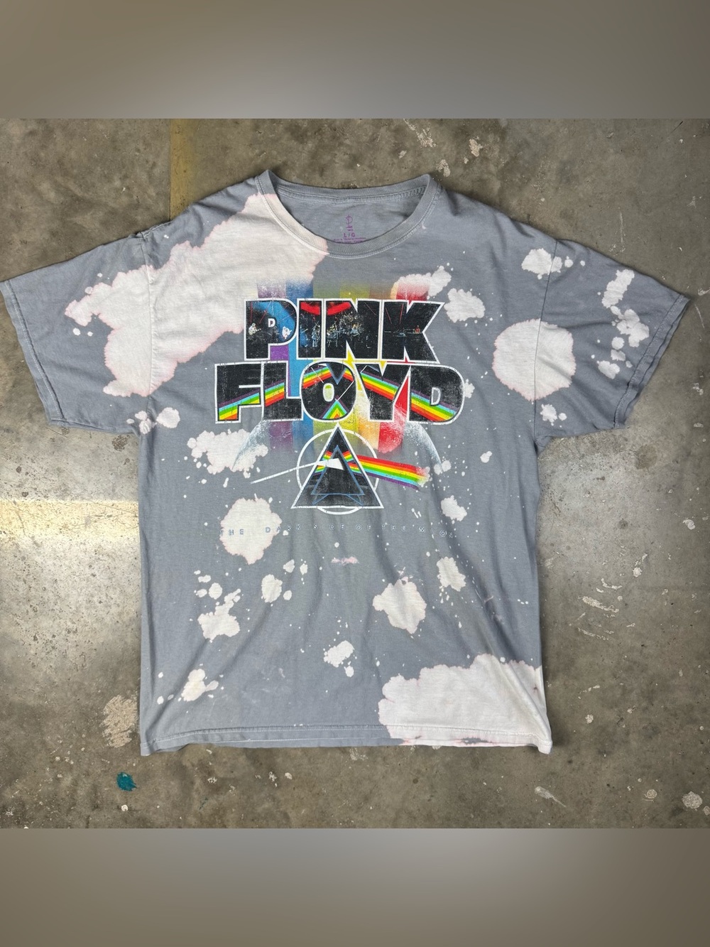 Pink Floyd Dark Side of the Moon Bleached T-Shirt Large Rock n Roll Band Tee